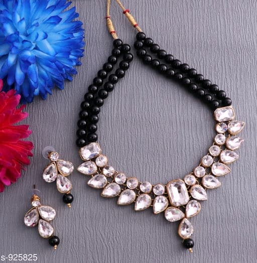 Metal hot sale necklace set